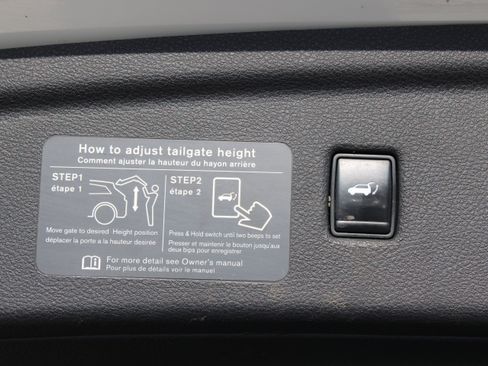 Used 2021 INFINITI QX50 Luxe w/ Appearance Package image 6