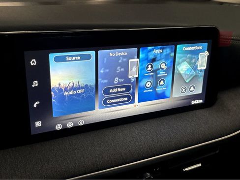 New 2026 Nissan Kicks SV w/ SV Premium Package FWD image 7
