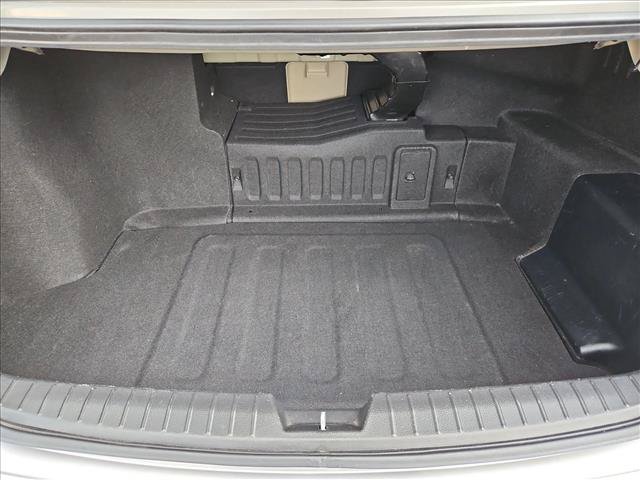 Used 2011 Kia Optima EX FWD image 6
