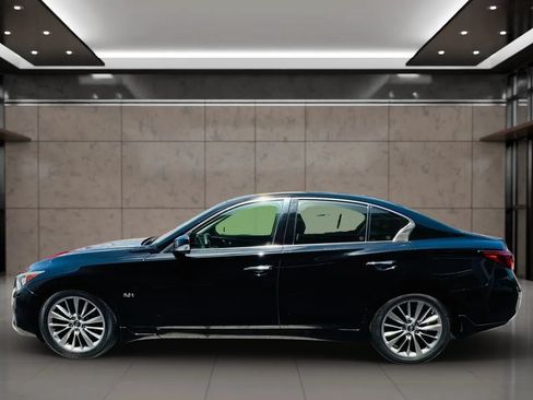 Used 2018 INFINITI Q50 Luxe w/ Essential Package (3.0T Luxe) AWD/4WD image 6