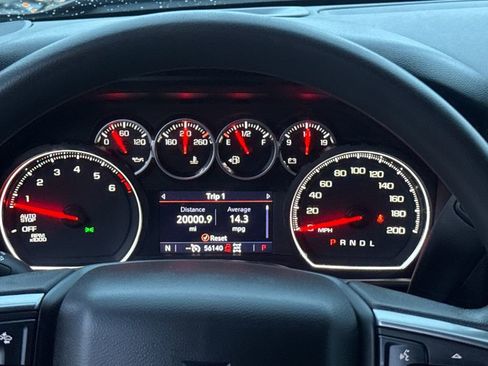 Used 2022 Chevrolet Silverado 1500 Custom Trail Boss w/ Midnight Edition image 15