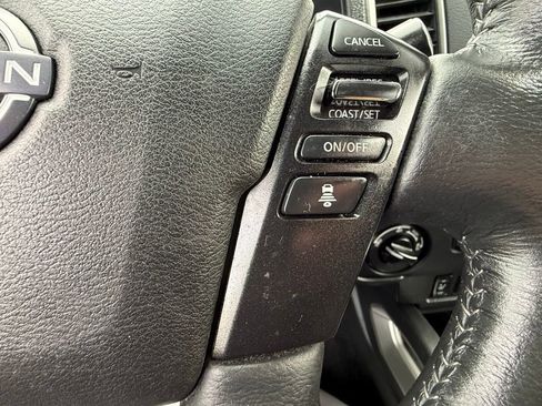 Used 2023 Nissan Frontier SV w/ SV Convenience Package image 17