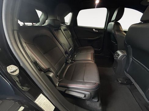 Used 2025 Ford Escape ST-Line image 11