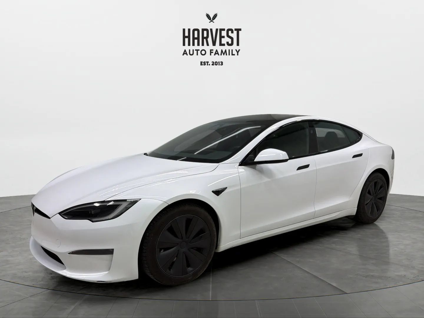 Used 2023 Tesla Model S Standard Range AWD/4WD image 1