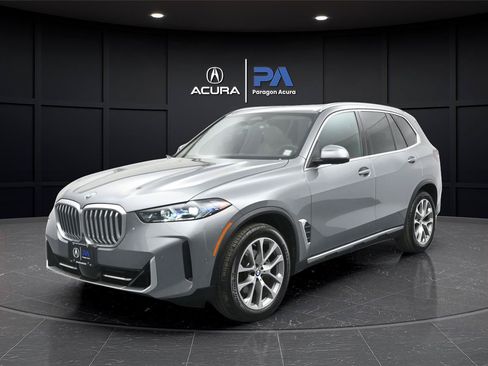 Used 2026 BMW X5 xDrive40i AWD/4WD image 1