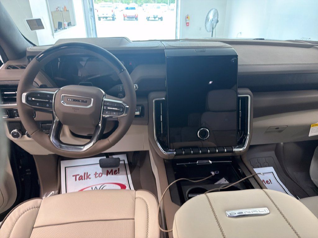 New 2026 GMC Yukon Denali w/ Denali Reserve Package RWD image 16
