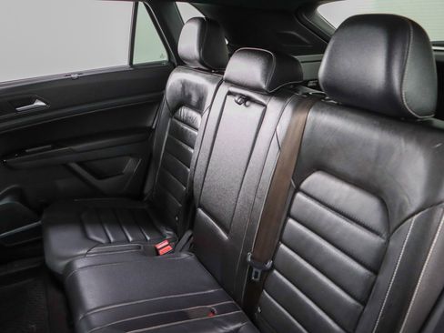 Used 2020 Volkswagen Atlas Cross Sport SEL Premium R-Line image 27