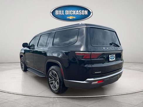 Used 2022 Jeep Wagoneer Series III w/ Flexible Seating Group AWD/4WD image 5