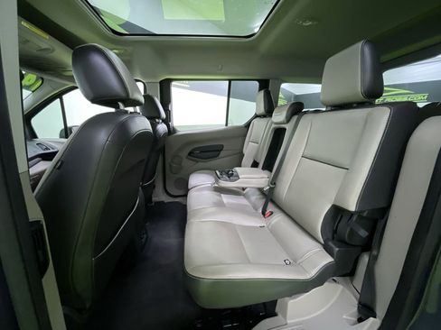 Used 2014 Ford Transit Connect Titanium image 25