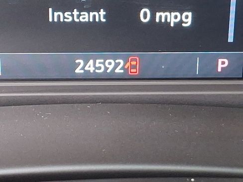 Certified 2024 Buick Enclave Essence image 13