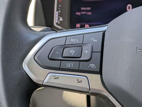 Used 2023 Volkswagen Atlas SEL AWD/4WD image 37
