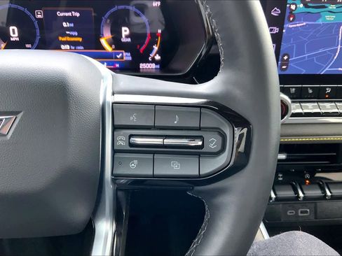 Certified 2024 Chevrolet Colorado ZR2 w/ ZR2 Convenience Package III image 24