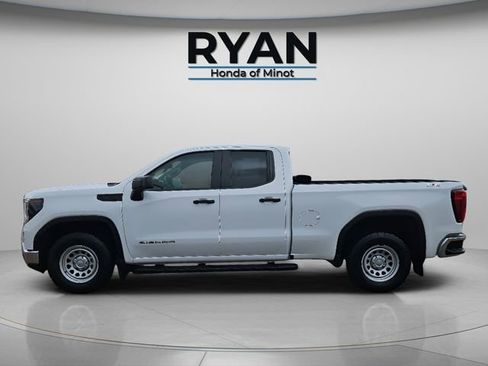 Used 2023 GMC Sierra 1500 Pro w/ Pro Value Package AWD/4WD image 9