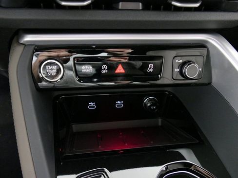 New 2025 Audi Q5 Premium Plus image 21