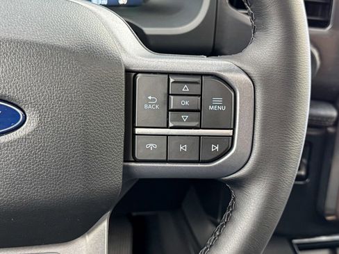 New 2025 Ford F150 Lightning Lariat image 38