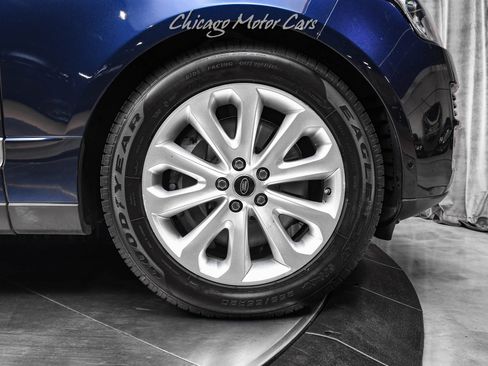 Used 2016 Land Rover Range Rover HSE image 54