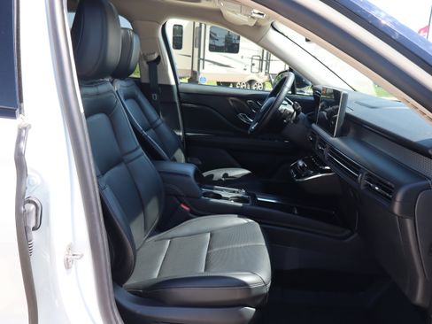 Used 2024 Lincoln Corsair AWD w/ Equipment Group 101A image 12