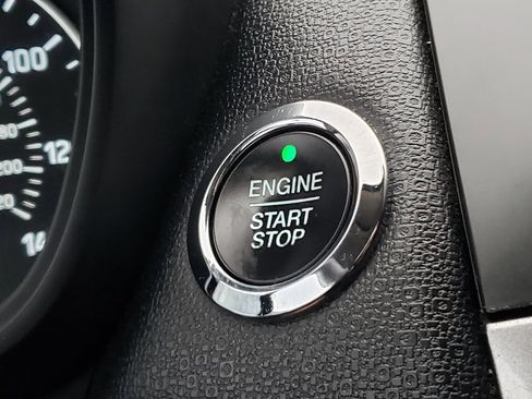 Used 2022 Ford EcoSport SE image 28