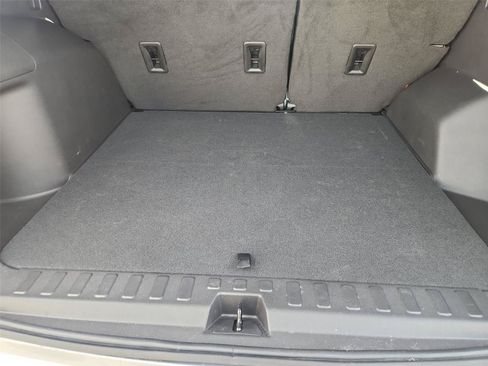 Used 2024 Chevrolet Equinox RS FWD image 24