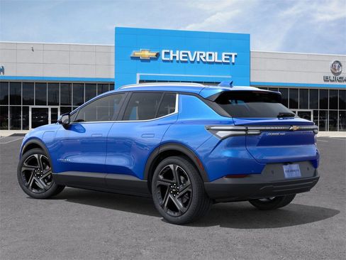 New 2026 Chevrolet Equinox EV LT image 27