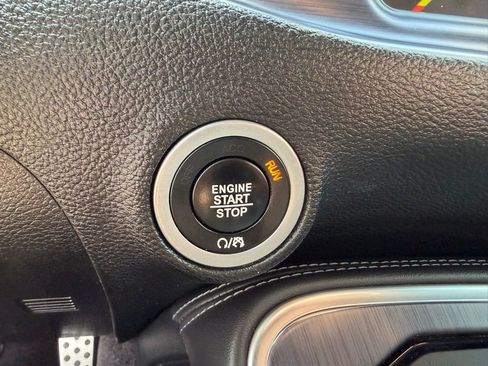 Used 2018 Dodge Challenger SXT Plus RWD image 27