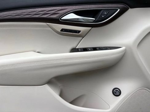 Certified 2023 Buick Envision Avenir AWD/4WD image 29