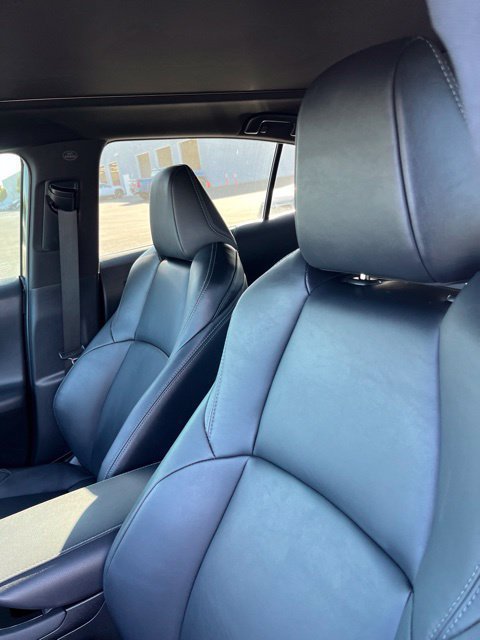 Used 2023 Toyota Venza Nightshade AWD/4WD image 5