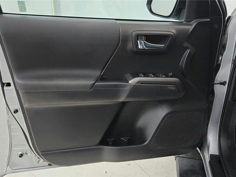 Used 2023 Toyota Tacoma TRD Off-Road image 22