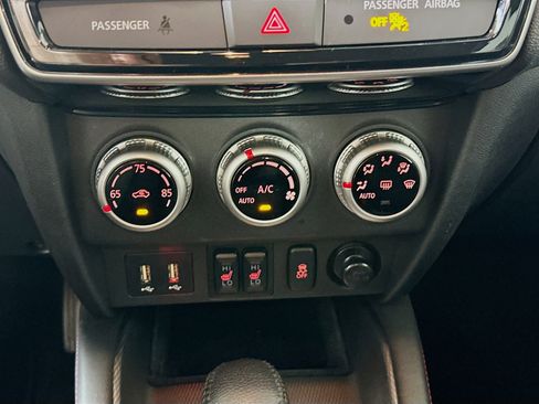 Used 2025 Mitsubishi Outlander Sport SE image 23