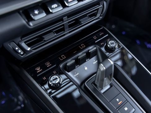 Certified 2025 Porsche 911 Turbo S AWD/4WD image 42
