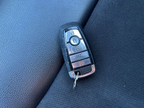 Used 2023 Ford Explorer ST-Line image 33