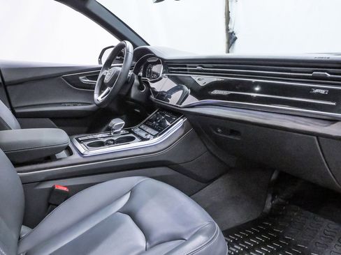 Used 2023 Audi Q8 Premium w/ Convenience Package AWD/4WD image 13