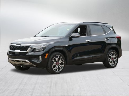 Certified 2023 Kia Seltos SX AWD/4WD image 3