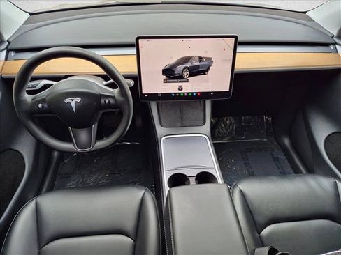 Used 2024 Tesla Model Y Long Range AWD/4WD image 20