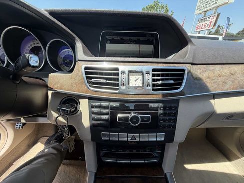 Used 2014 Mercedes-Benz E 350 Sedan image 12