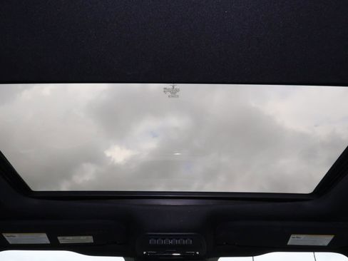 Used 2023 Ford F150 Tremor w/ Equipment Group 402A High image 14