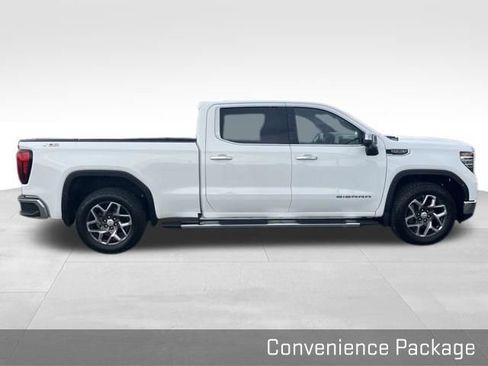 Used 2022 GMC Sierra 1500 SLT w/ SLT Premium Plus Package AWD/4WD image 15
