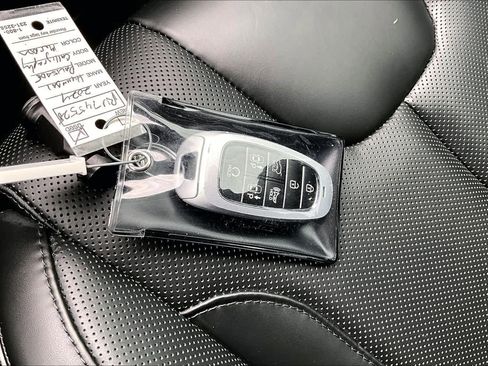 Used 2024 Hyundai Palisade Calligraphy image 14