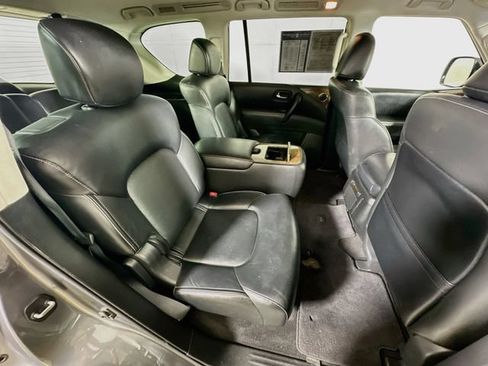 Used 2017 INFINITI QX80 4WD image 35