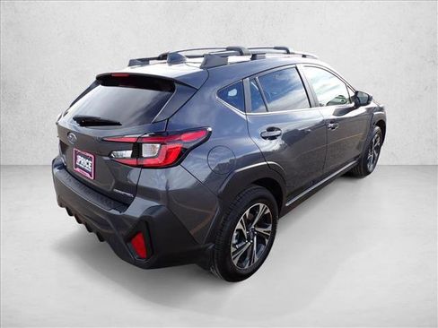 Used 2024 Subaru Crosstrek 2.0i Premium image 4