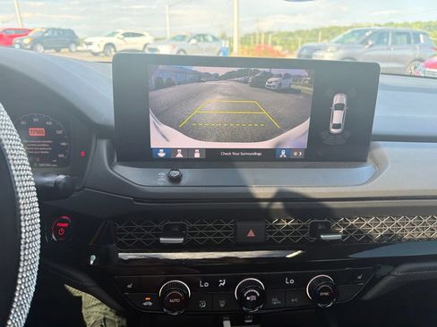 Used 2024 Honda Accord EX-L image 18