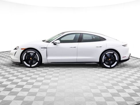 Used 2021 Porsche Taycan Turbo S image 2