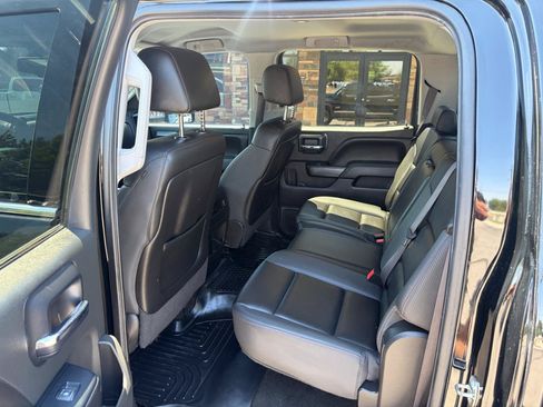 Used 2015 GMC Sierra 1500 SLT w/ All-Terrain Package AWD/4WD image 5