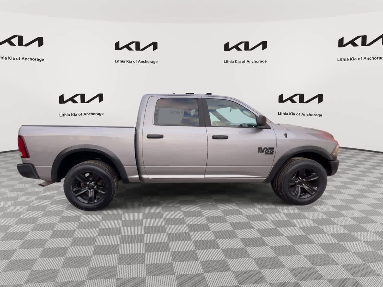 Used 2024 RAM 1500 Warlock AWD/4WD image 9