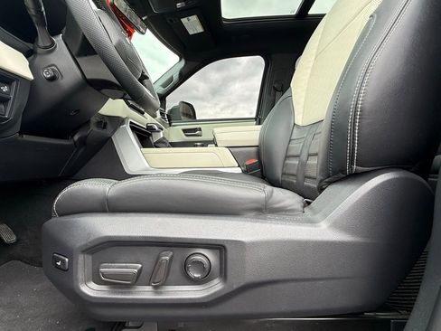 Used 2024 Toyota Sequoia Capstone image 11