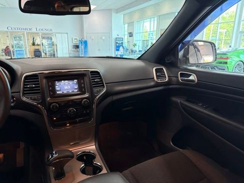 Used 2014 Jeep Grand Cherokee Laredo w/ Quick Order Package 23E AWD/4WD image 25