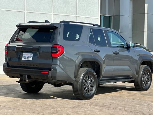 Certified 2025 Toyota 4Runner SR5 image 4