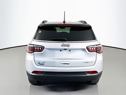 Used 2025 Jeep Compass Limited AWD/4WD image 6