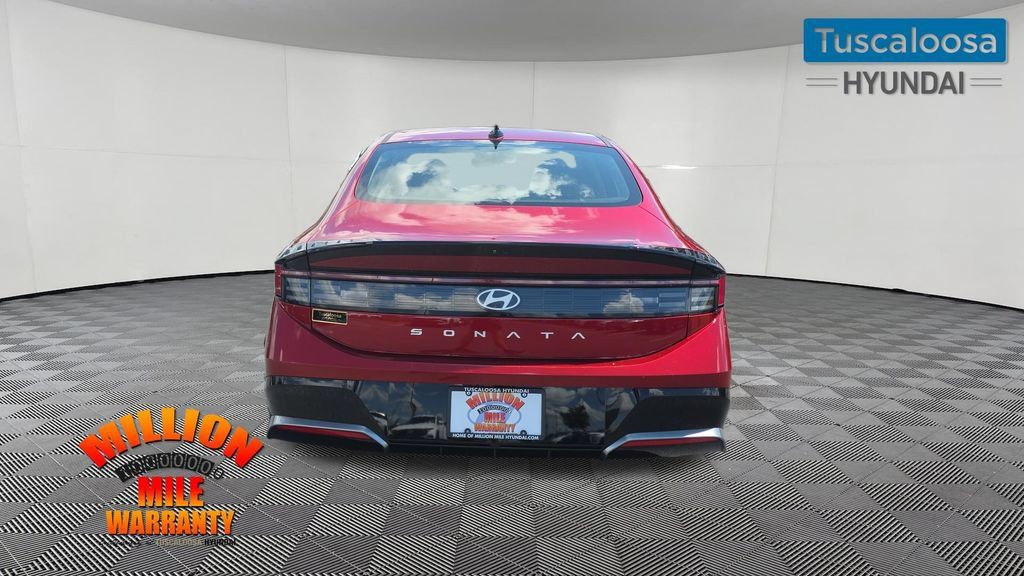 Used 2025 Hyundai Sonata SEL FWD image 7