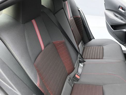 Used 2025 Toyota Corolla SE image 12